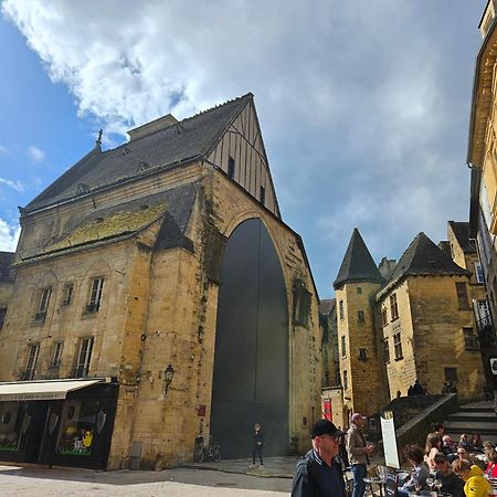 La Maison Valentin Au Coeur De La Cite Medievale سارلا لا كانيدا المظهر الخارجي الصورة