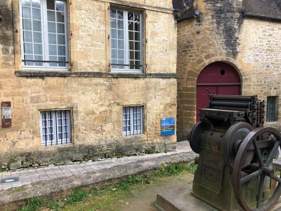 La Maison Valentin Au Coeur De La Cite Medievale سارلا لا كانيدا المظهر الخارجي الصورة