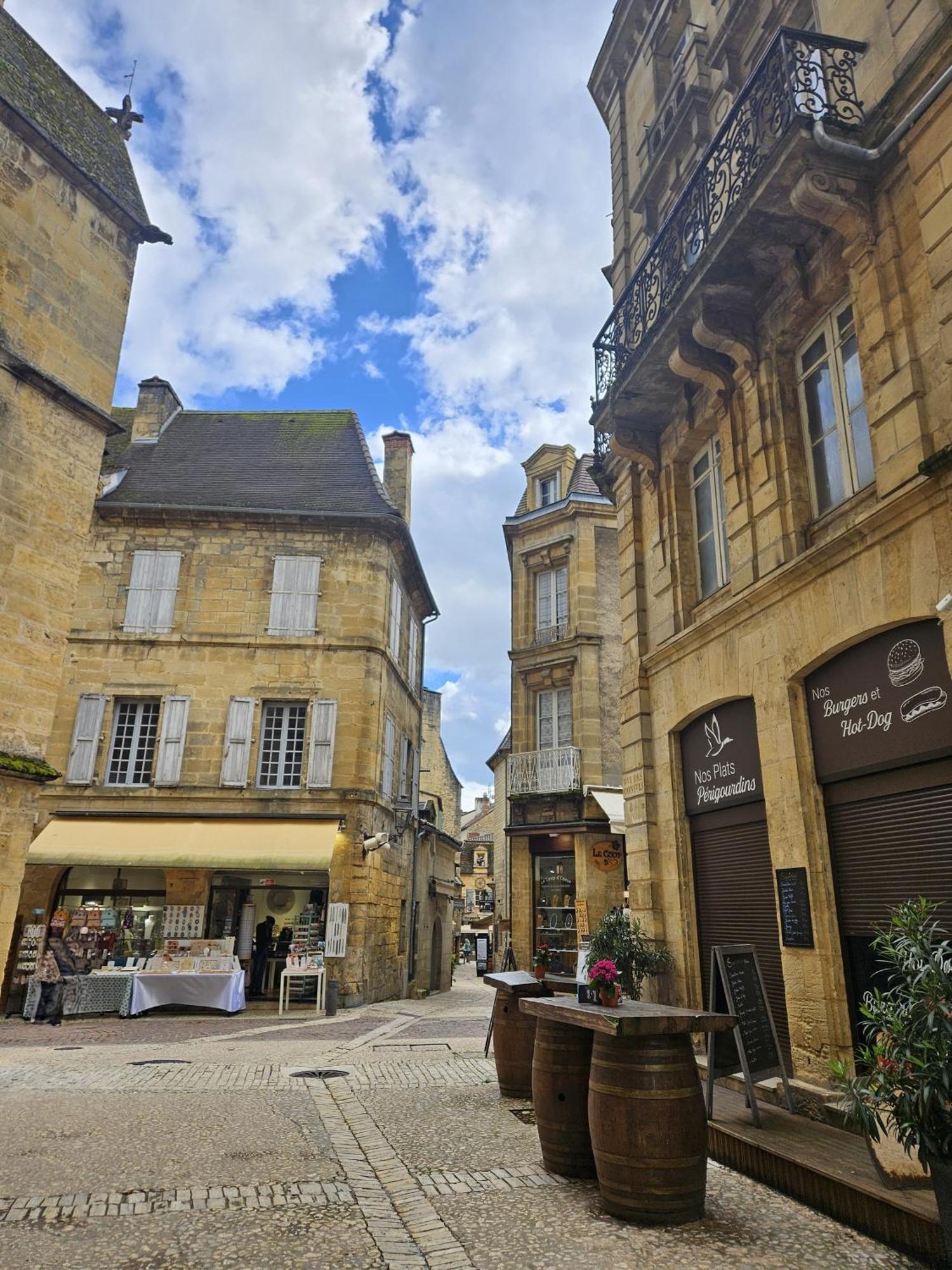 La Maison Valentin Au Coeur De La Cite Medievale سارلا لا كانيدا المظهر الخارجي الصورة